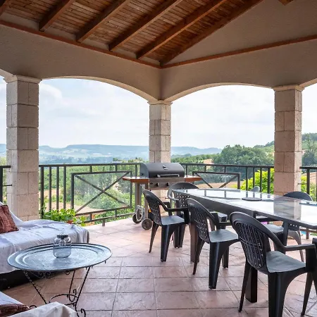 Maison Avec Vue Panoramique, Piscine Et * Trentels