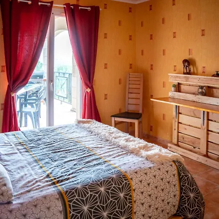 Casa vacanze Maison Avec Vue Panoramique, Piscine Et Trentels