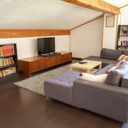 Maison Avec Vue Panoramique, Piscine Et *