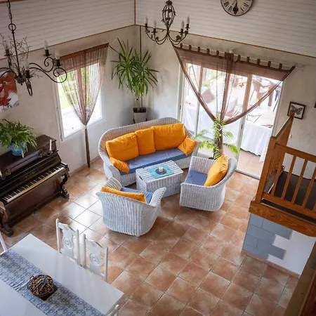 Casa vacanze Maison Avec Vue Panoramique, Piscine Et